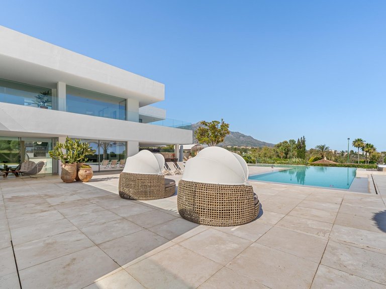 Villa for Sale in Marbella, Malaga 26