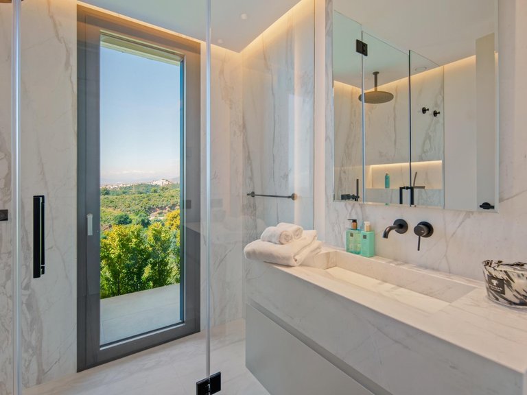 Apartment for Sale in Marbella, Malaga 28