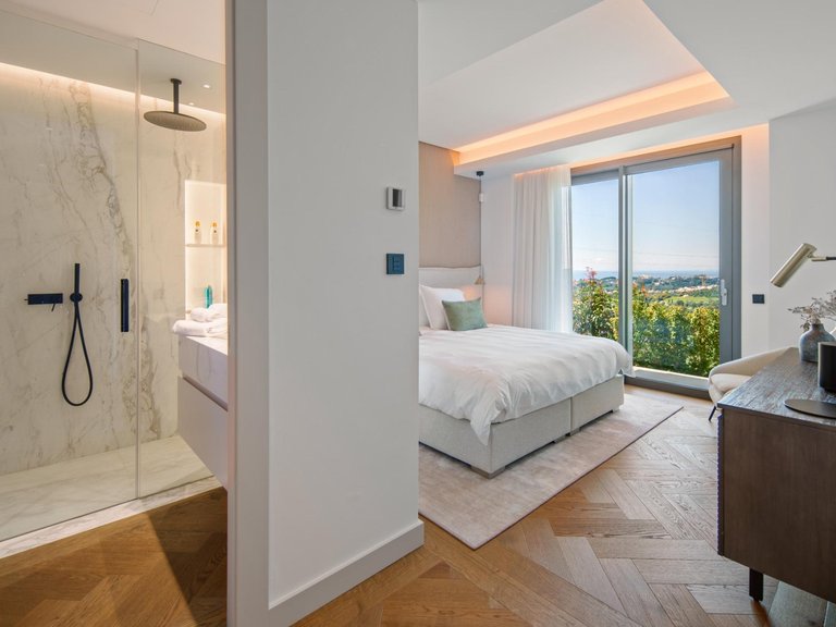 Apartment for Sale in Marbella, Malaga 35