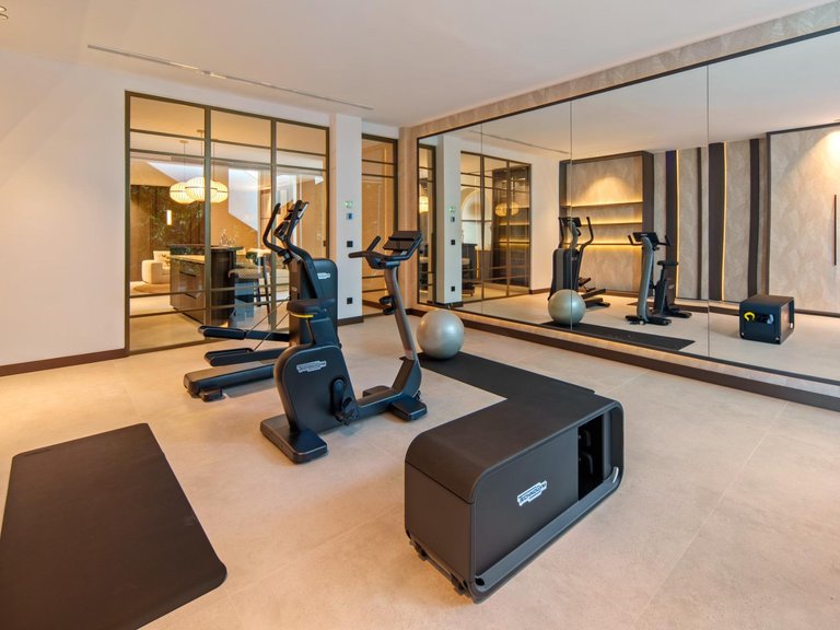 Apartment for Sale in Marbella, Malaga 41