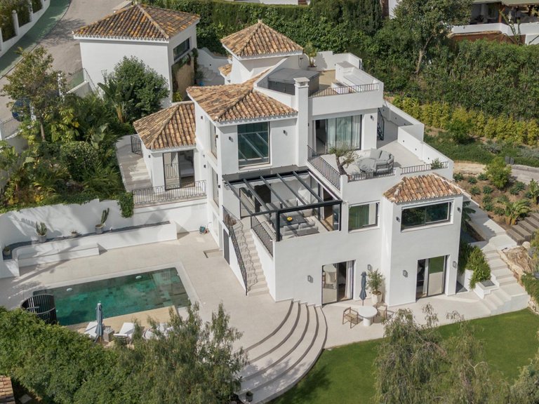 Apartment for Sale in Marbella, Malaga 4