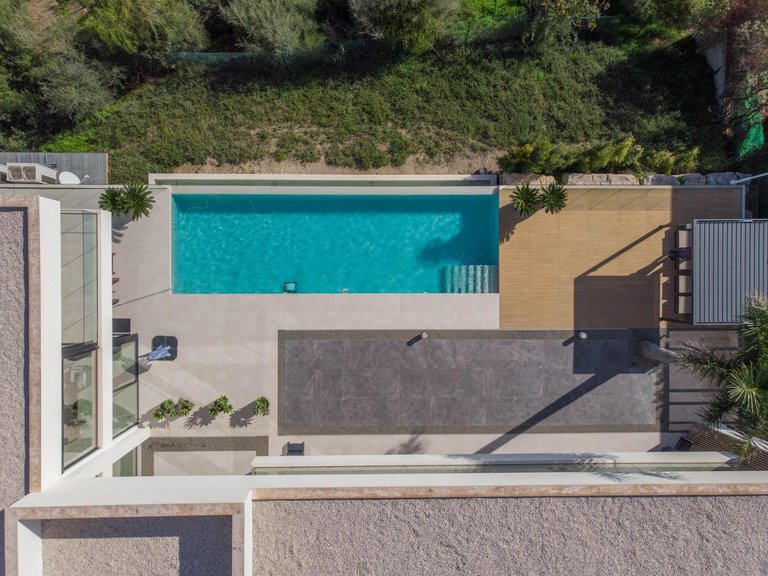 Apartment for Sale in Benahavis, Malaga 100