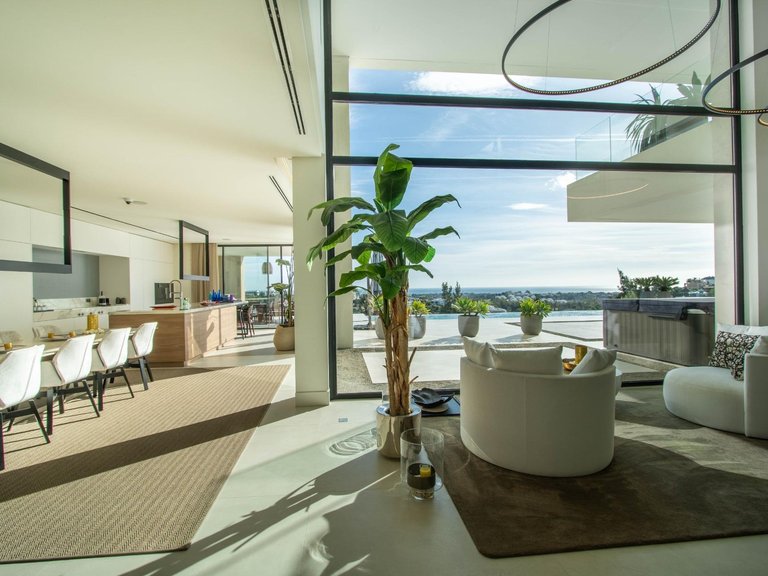 Apartment for Sale in Benahavis, Malaga 12