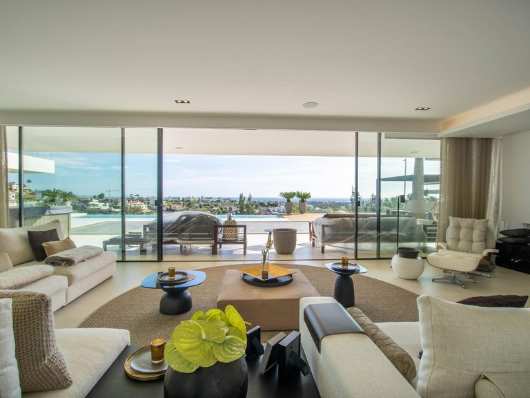Apartment for Sale in Benahavis, Malaga 16