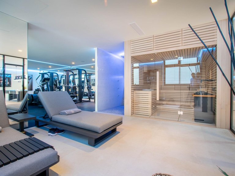 Apartment for Sale in Benahavis, Malaga 31
