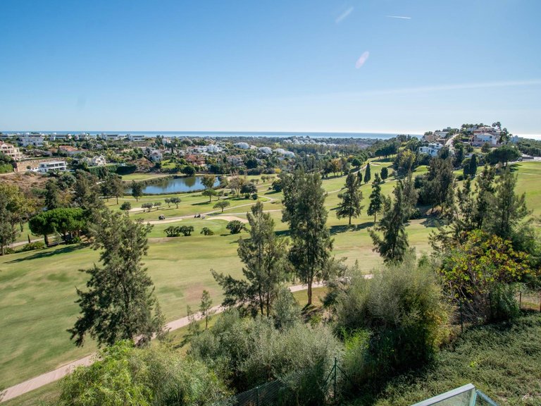 Apartment for Sale in Benahavis, Malaga 77