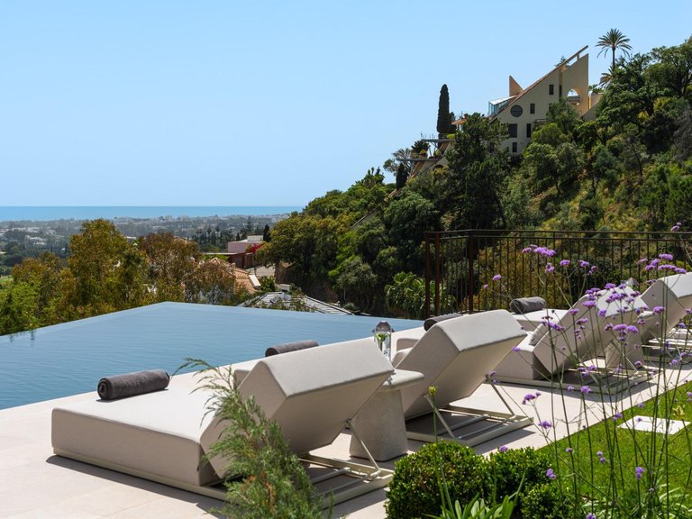 Villa for Sale in Benahavis, Malaga 17