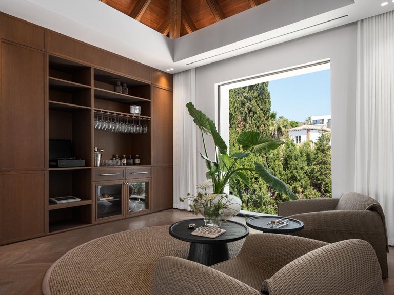 Villa for Sale in Benahavis, Malaga 21