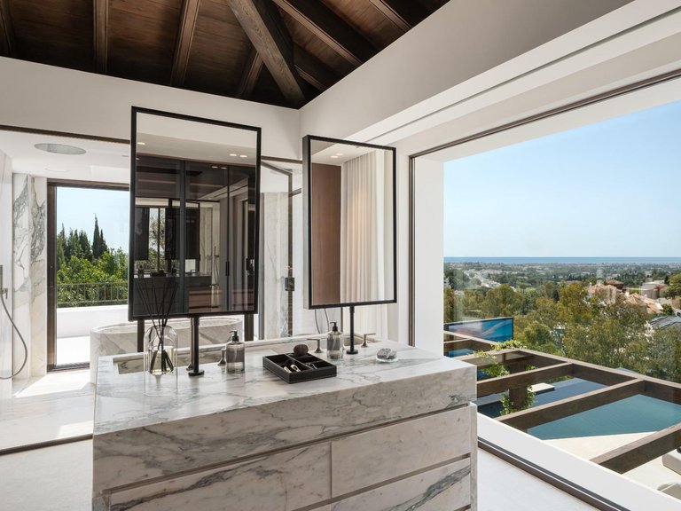 Villa for Sale in Benahavis, Malaga 26