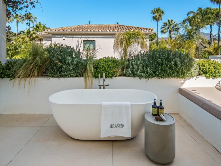 Apartment for Sale in Marbella, Malaga 16