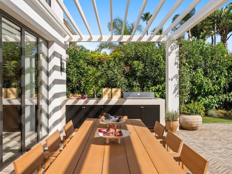 Apartment for Sale in Marbella, Malaga 32