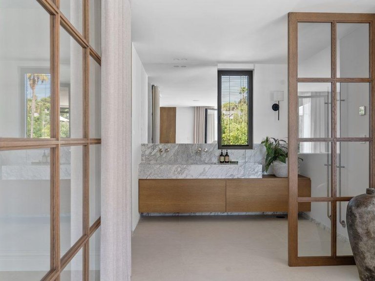 Apartment for Sale in Marbella, Malaga 49