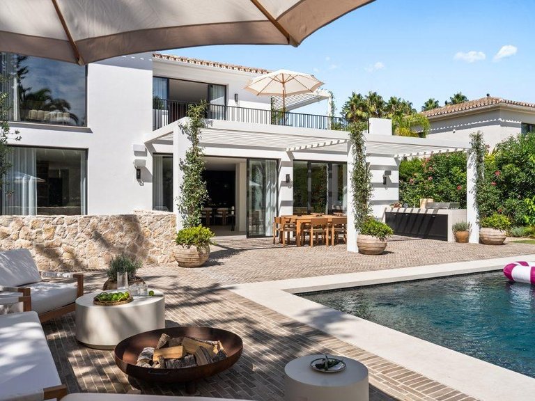 Apartment for Sale in Marbella, Malaga 5