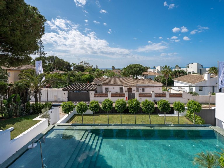 Apartment for Sale in Marbella, Malaga 34