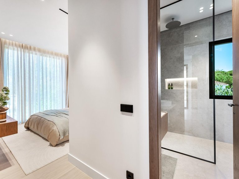 Apartment for Sale in Marbella, Malaga 38