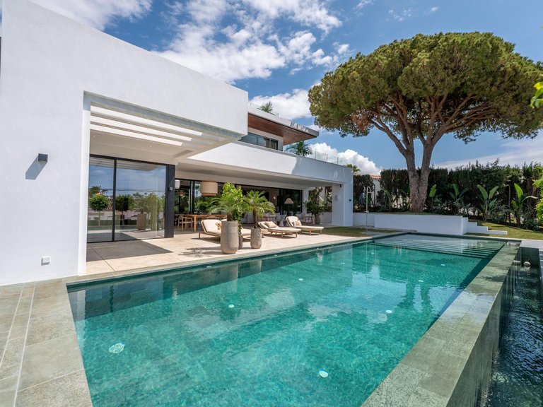 Apartment for Sale in Marbella, Malaga 4