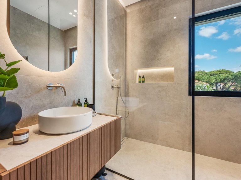 Apartment for Sale in Marbella, Malaga 44