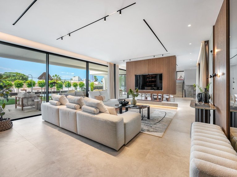 Apartment for Sale in Marbella, Malaga 6