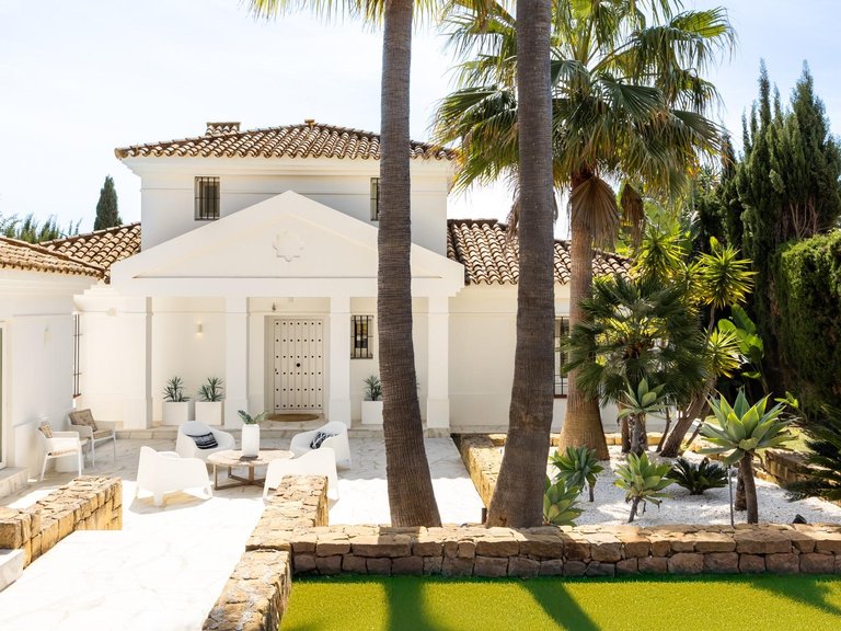 Villa for Sale in Sotogrande, Cadiz 25