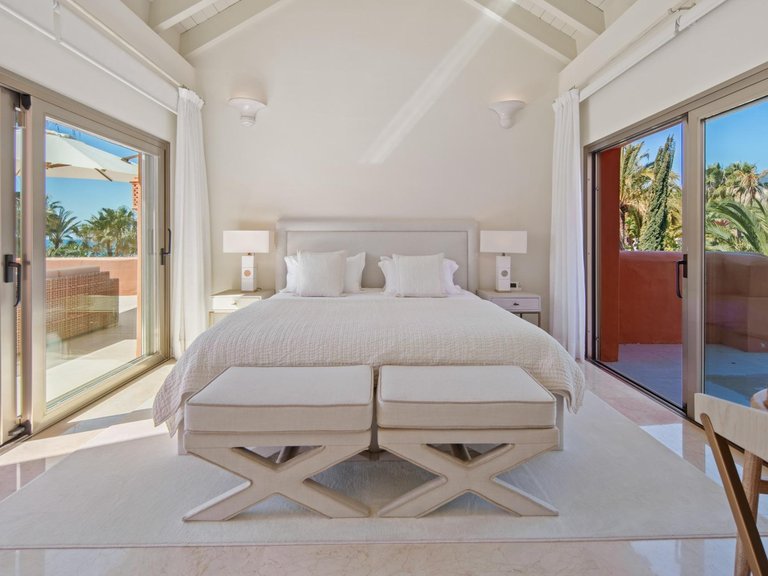 Apartment for Sale in Marbella, Malaga 23