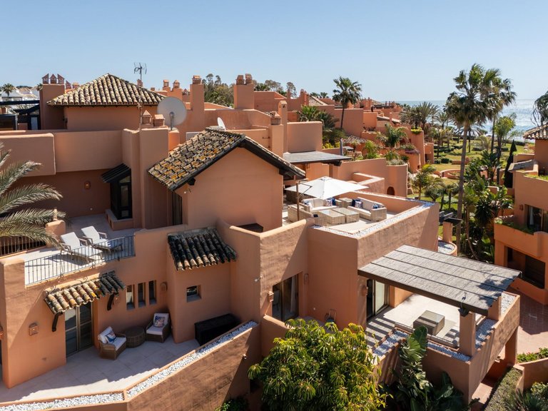 Apartment for Sale in Marbella, Malaga 35