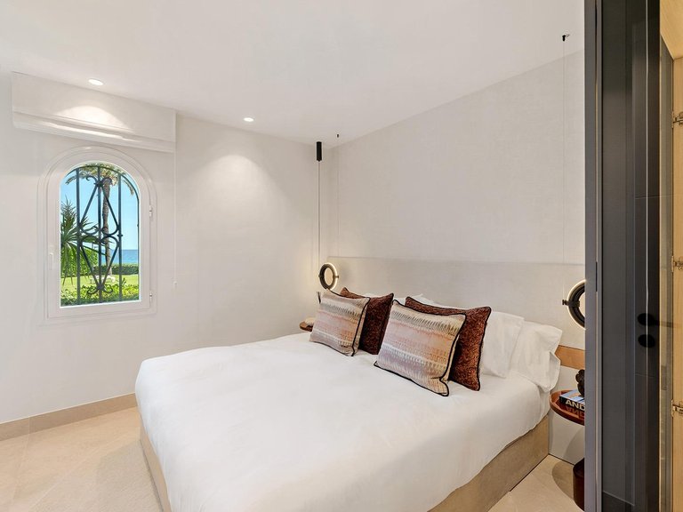 Apartment for Sale in Estepona, Malaga 13