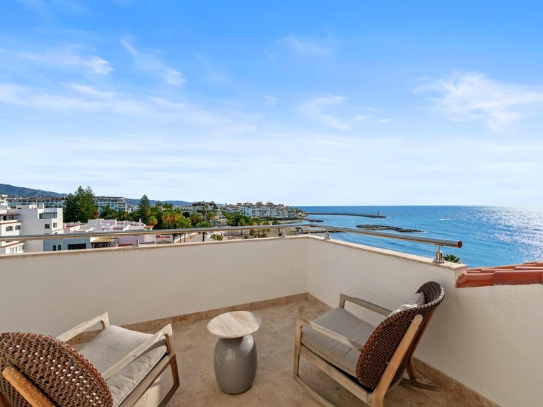 Apartment for Sale in Marbella, Malaga 1