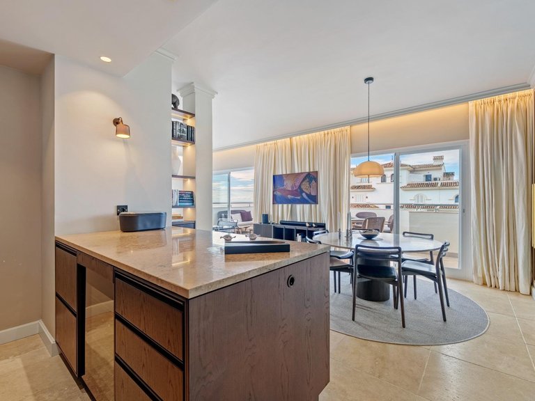 Apartment for Sale in Marbella, Malaga 12