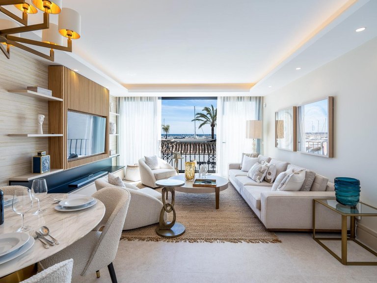 Apartment for Sale in Marbella, Malaga 1