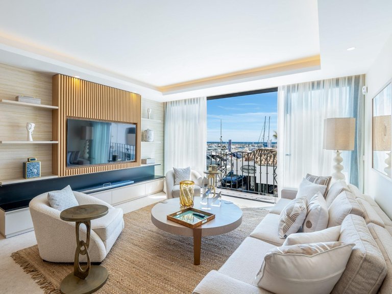 Apartment for Sale in Marbella, Malaga 2