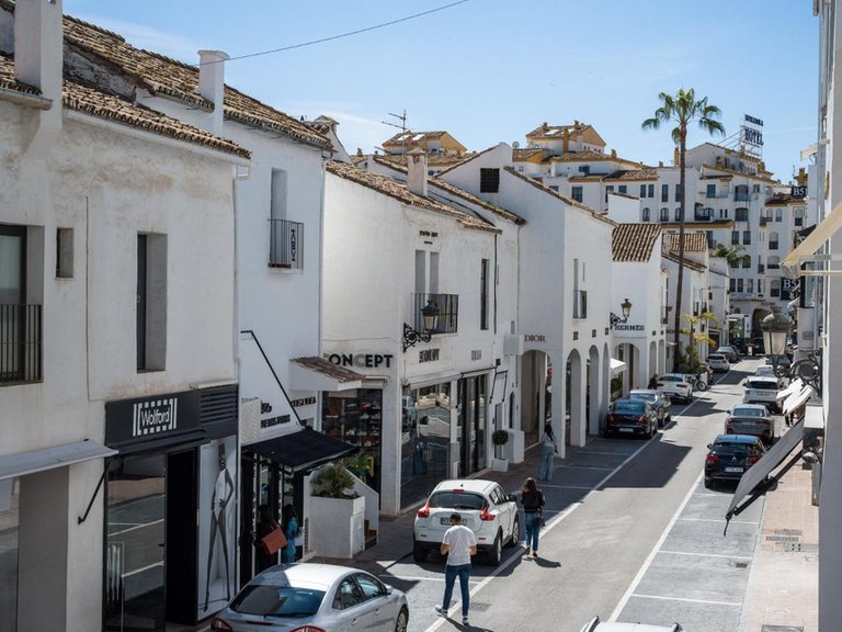 Apartment for Sale in Marbella, Malaga 62