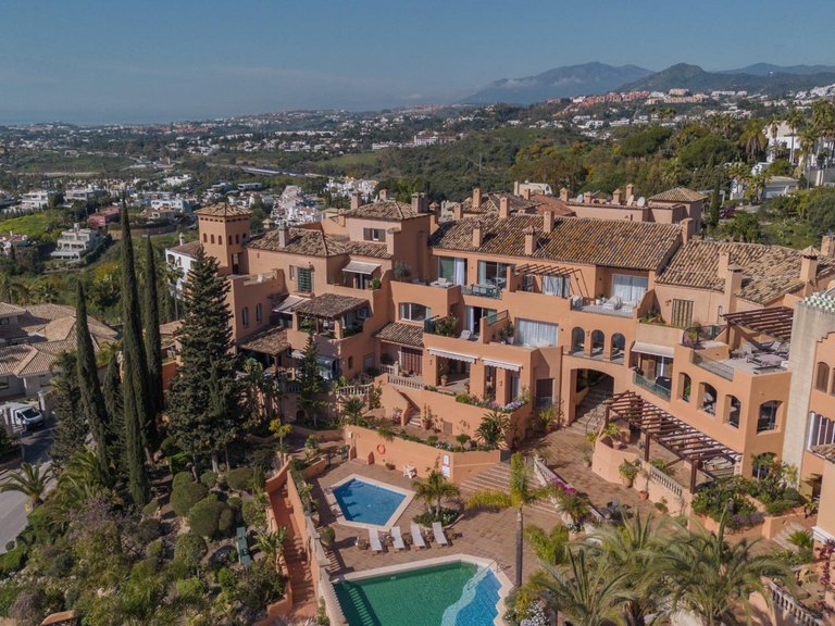 Apartment for Sale in Marbella, Malaga 1