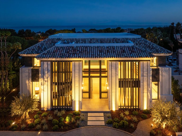 Villa for Sale in Marbella, Malaga 10