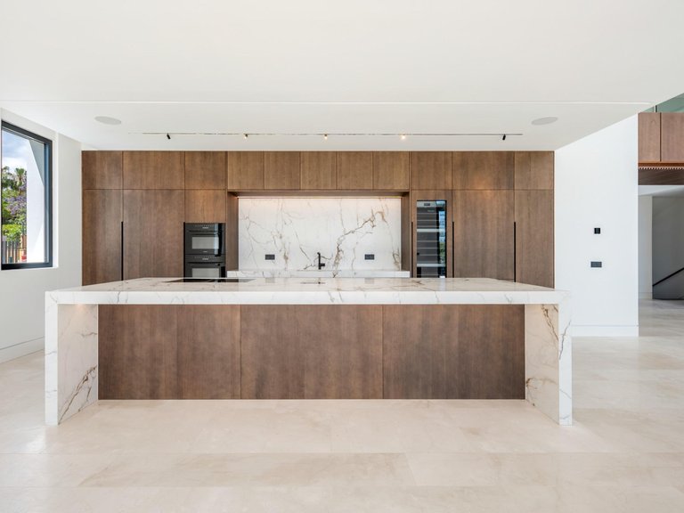 Villa for Sale in Marbella, Malaga 21