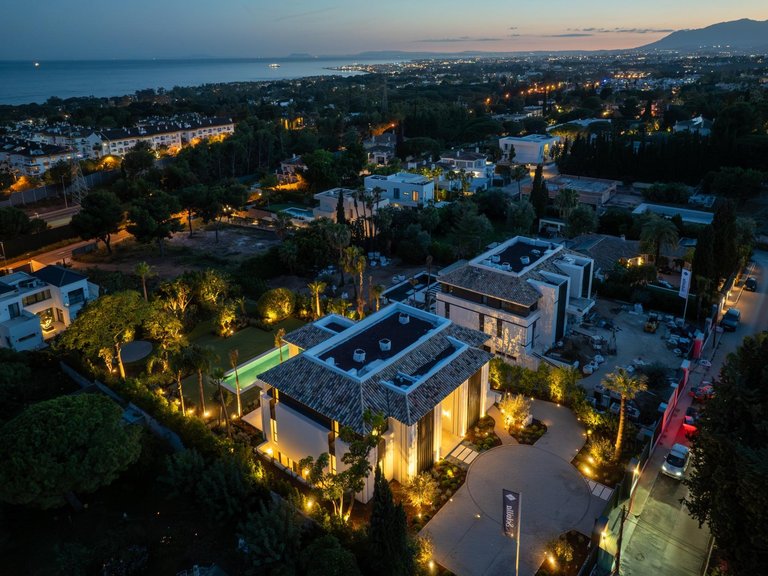 Villa for Sale in Marbella, Malaga 30