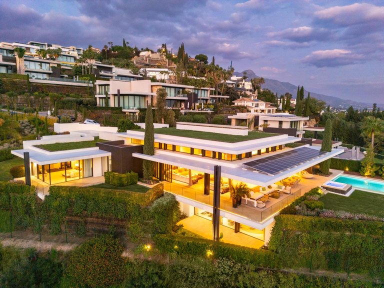 Villa for Sale in Benahavis, Malaga 2