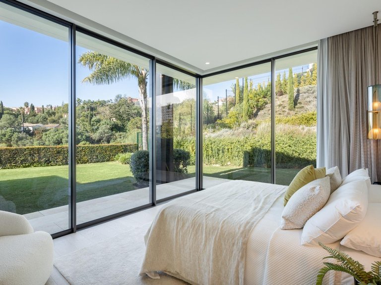 Villa for Sale in Benahavis, Malaga 24
