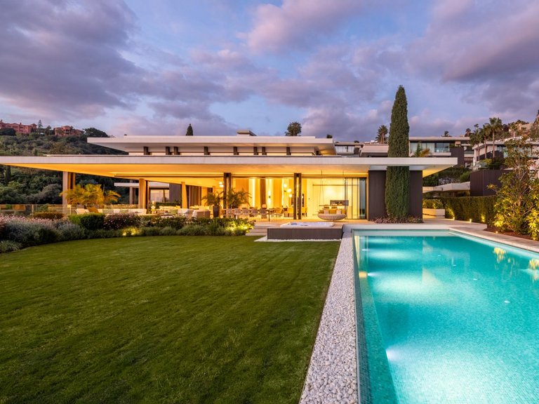 Villa for Sale in Benahavis, Malaga 3