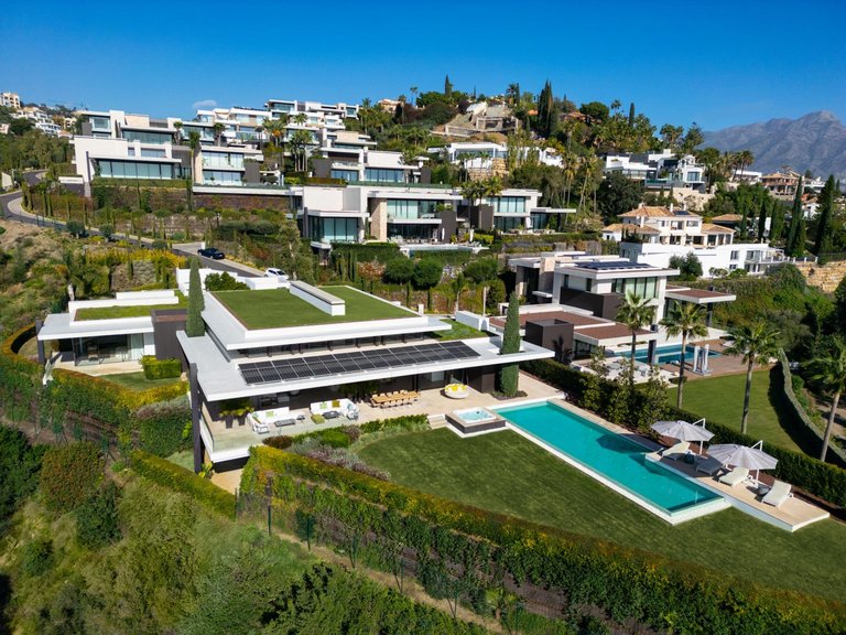 Villa for Sale in Benahavis, Malaga 6