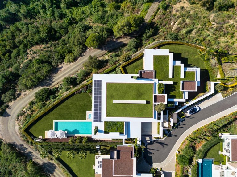 Villa for Sale in Benahavis, Malaga 7