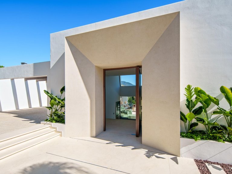 Villa for Sale in Marbella, Malaga 5