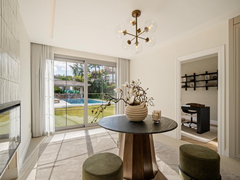 Apartment for Sale in Benahavis, Malaga 16