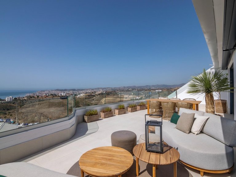 Apartment for Sale in Fuengirola, Malaga 1