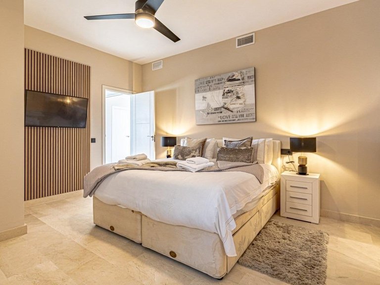 Apartment for Sale in Marbella, Malaga 19
