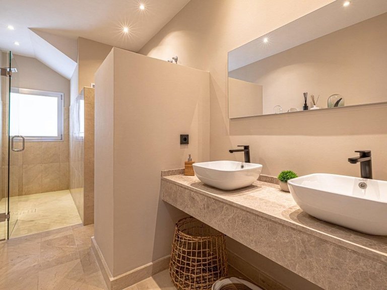 Apartment for Sale in Marbella, Malaga 22