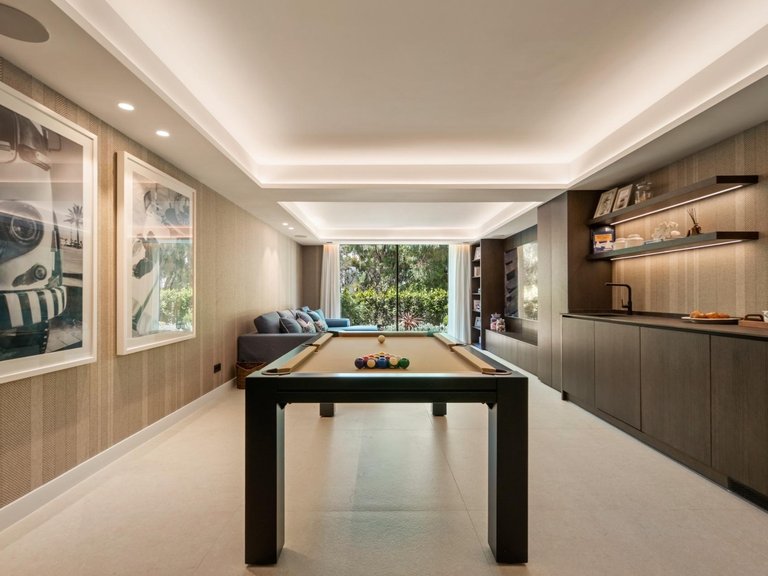 Villa for Sale in Benahavis, Malaga 14