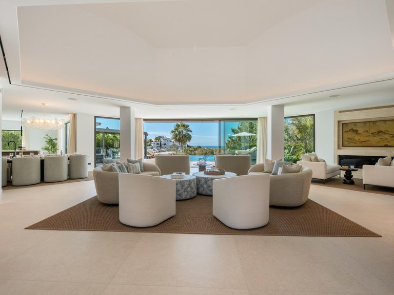 Villa for Sale in Benahavis, Malaga 16