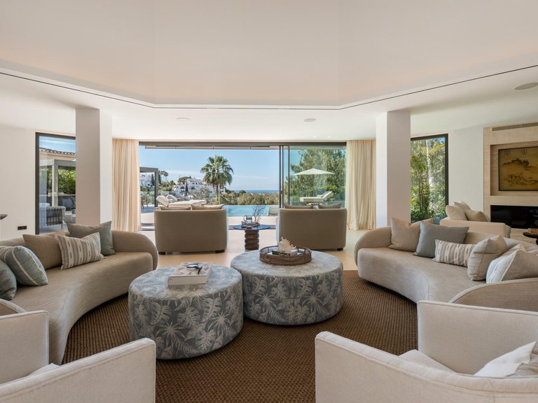 Villa for Sale in Benahavis, Malaga 20