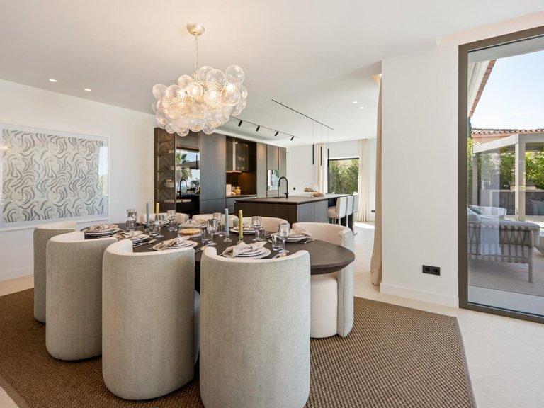 Villa for Sale in Benahavis, Malaga 23