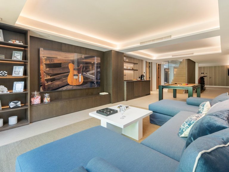 Villa for Sale in Benahavis, Malaga 33